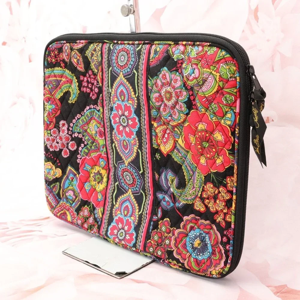 Vera Bradley Laptop Sleeve Case Zip Top Quilted Floral Paisley Multicolor